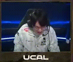谈球吧官网登录入口师从Ucal！Zeka赛中语音：不给我五杀我也从椅子上掉下去！
