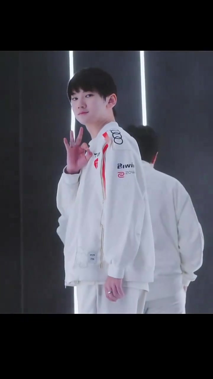 谈球吧体育官网入口战胜BLG后 JackeyLove发布视频：没问题啊兄弟们！